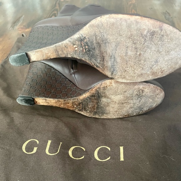 Gucci brown leather tall boot wedges with GG logo - Picture 8 of 10